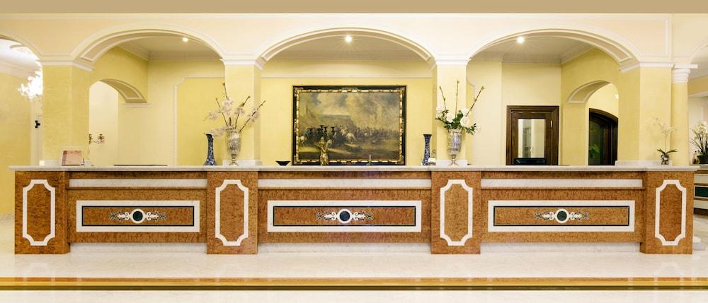 Grand Hotel President Olbia Esterno foto