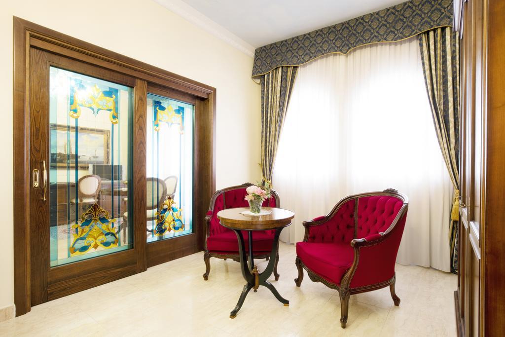 Grand Hotel President Olbia Esterno foto