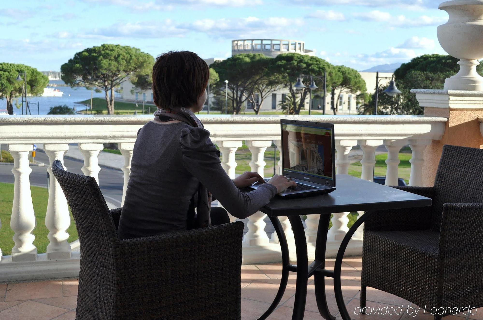 Grand Hotel President Olbia Esterno foto