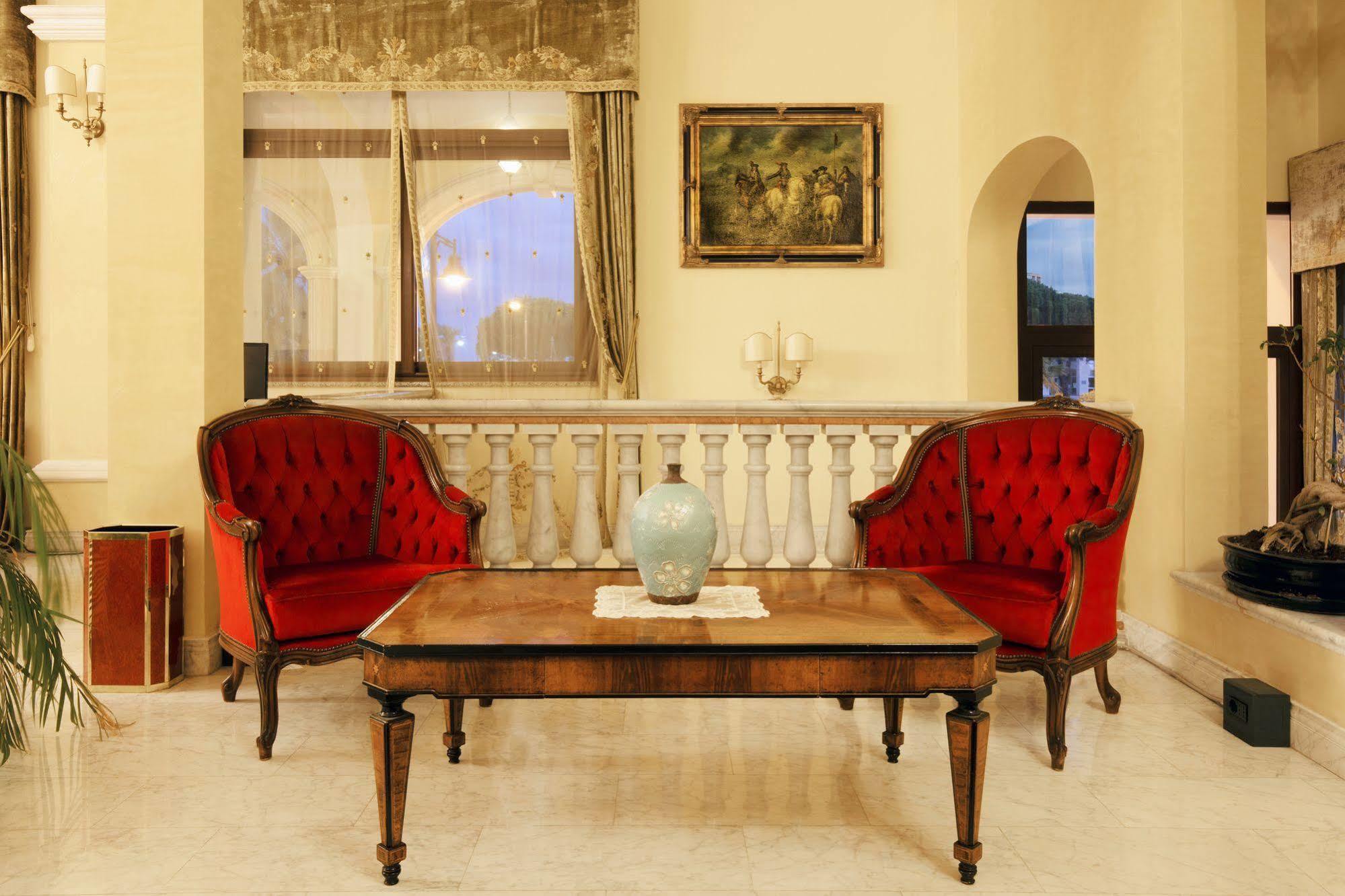 Grand Hotel President Olbia Esterno foto